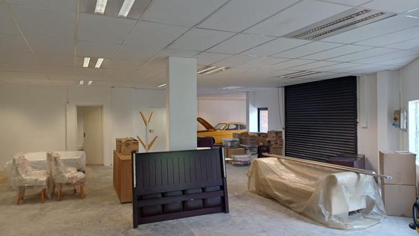 200  m² Industrial space