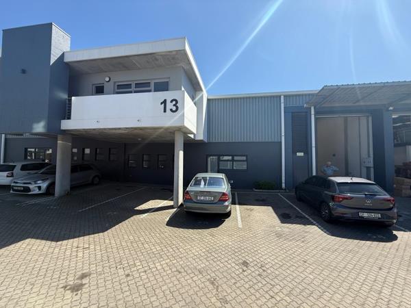 606  m² Industrial space