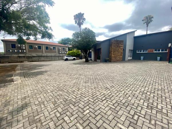 421.8  m² Commercial space