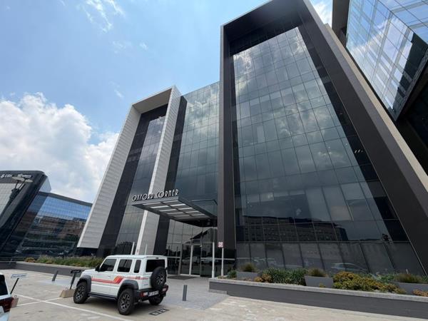 475.9 m² Commercial space