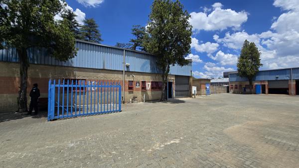 315  m² Industrial space