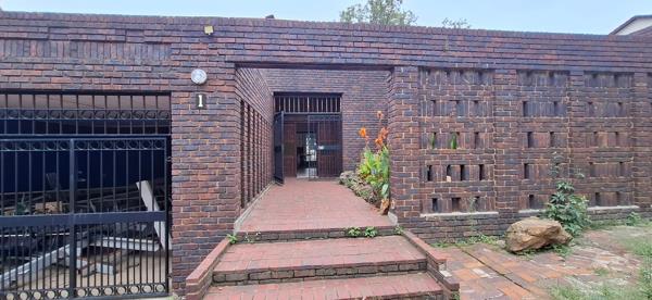 360  m² Commercial space