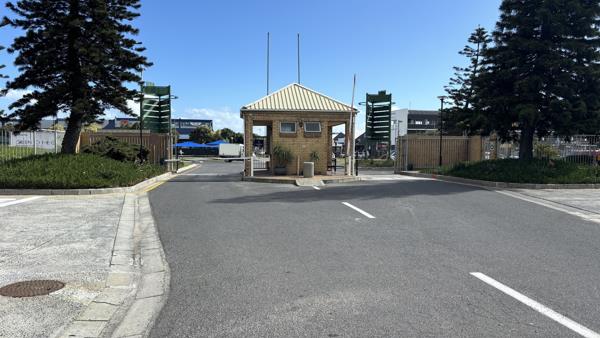 1 820  m² Industrial space