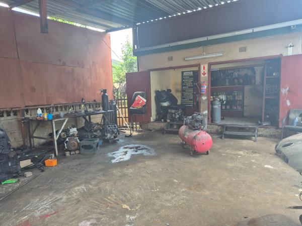 400  m² Office Space