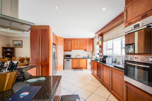 4 Bedroom Townhouse