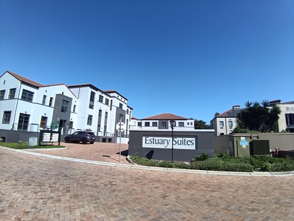 237  m² Commercial space