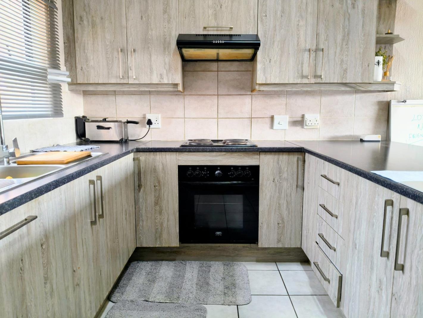 2 Bedroom Apartment in Wilgeheuwel