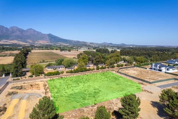4 145 m² Land