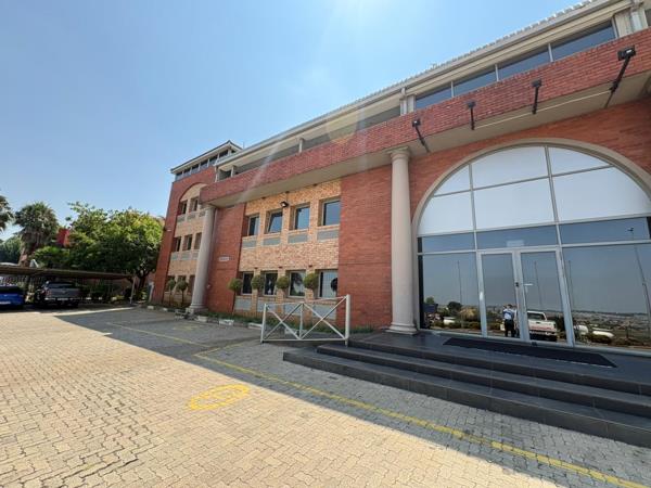 424.5 m² Commercial space