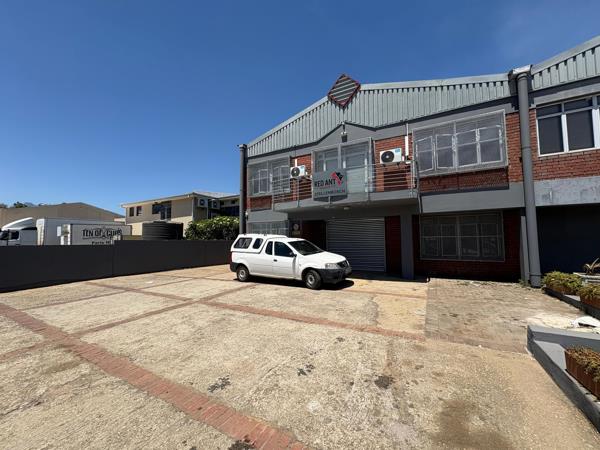 330  m² Industrial space