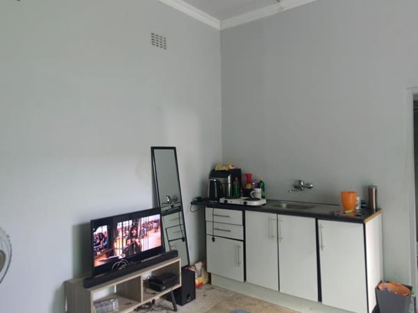 Bachelor apartment