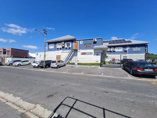 235  m² Office Space