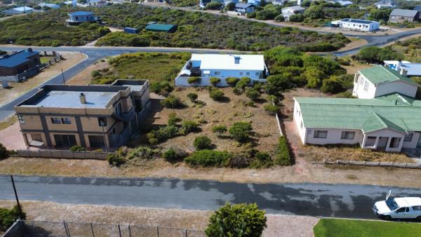 759 m² Land