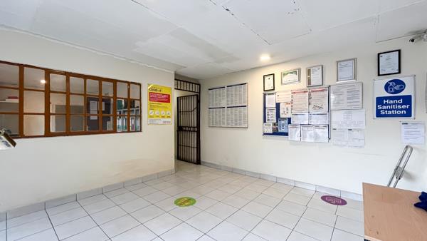 841 m² Commercial space