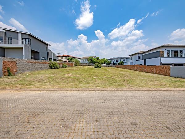 910 m² Land