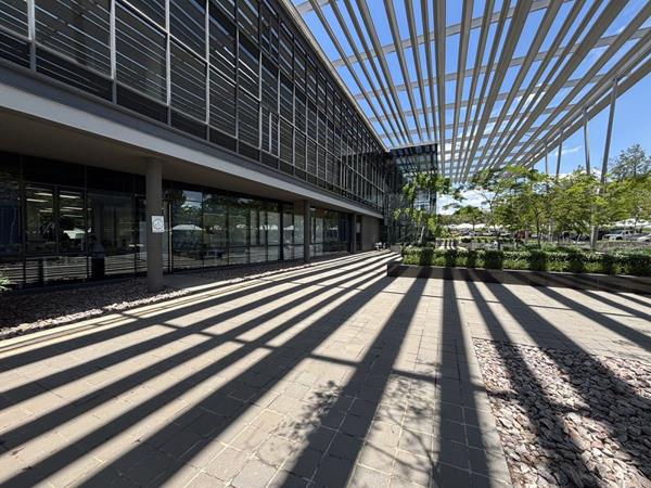 394 m² Office Space