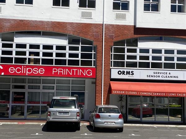 160 m² Retail Space