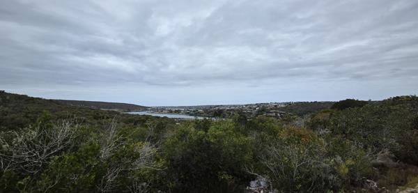 700 m² Land