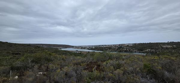 700 m² Land