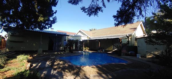 7 Bedroom House