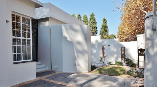 2 Bedroom Garden Cottage