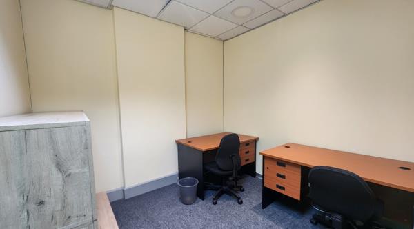 8  m² Office Space
