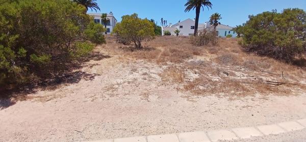 380 m² Land