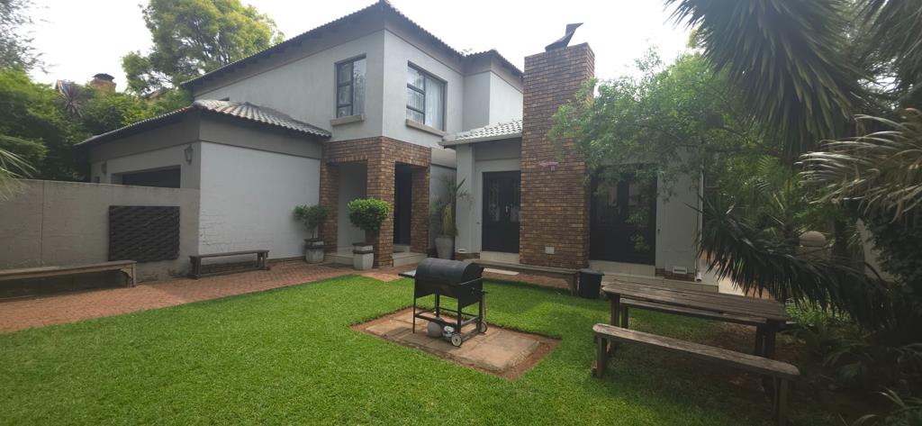 5 Bedroom House