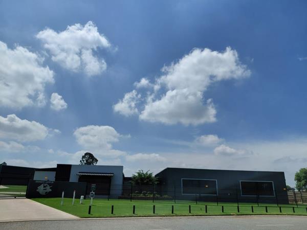 570 m² Commercial space