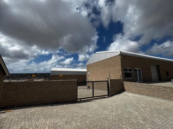 985 m² Industrial space