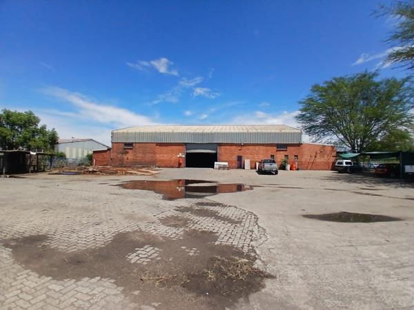 790  m² Industrial space