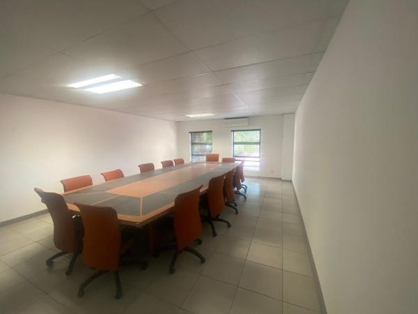 39  m² Commercial space