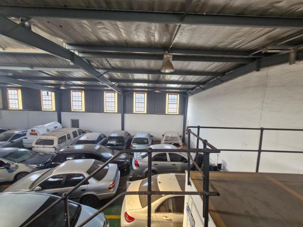 335  m² Industrial space