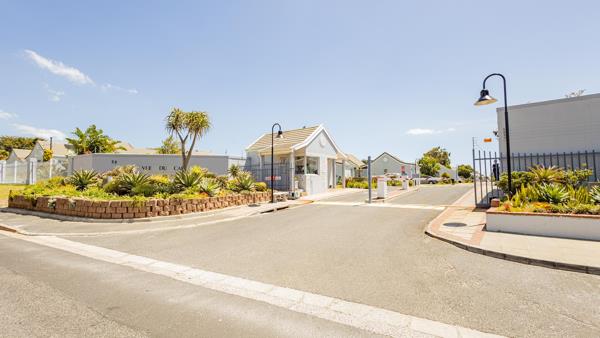 2 Bedroom Garden Cottage