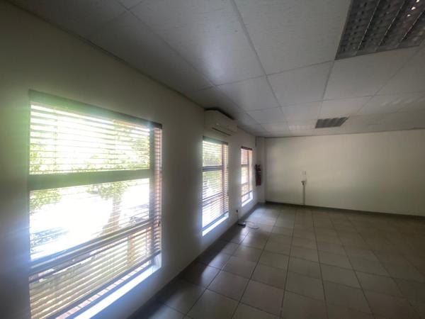 64  m² Commercial space
