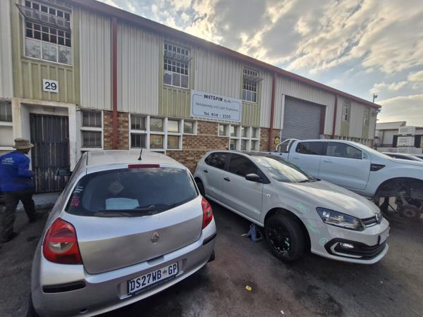 477  m² Industrial space