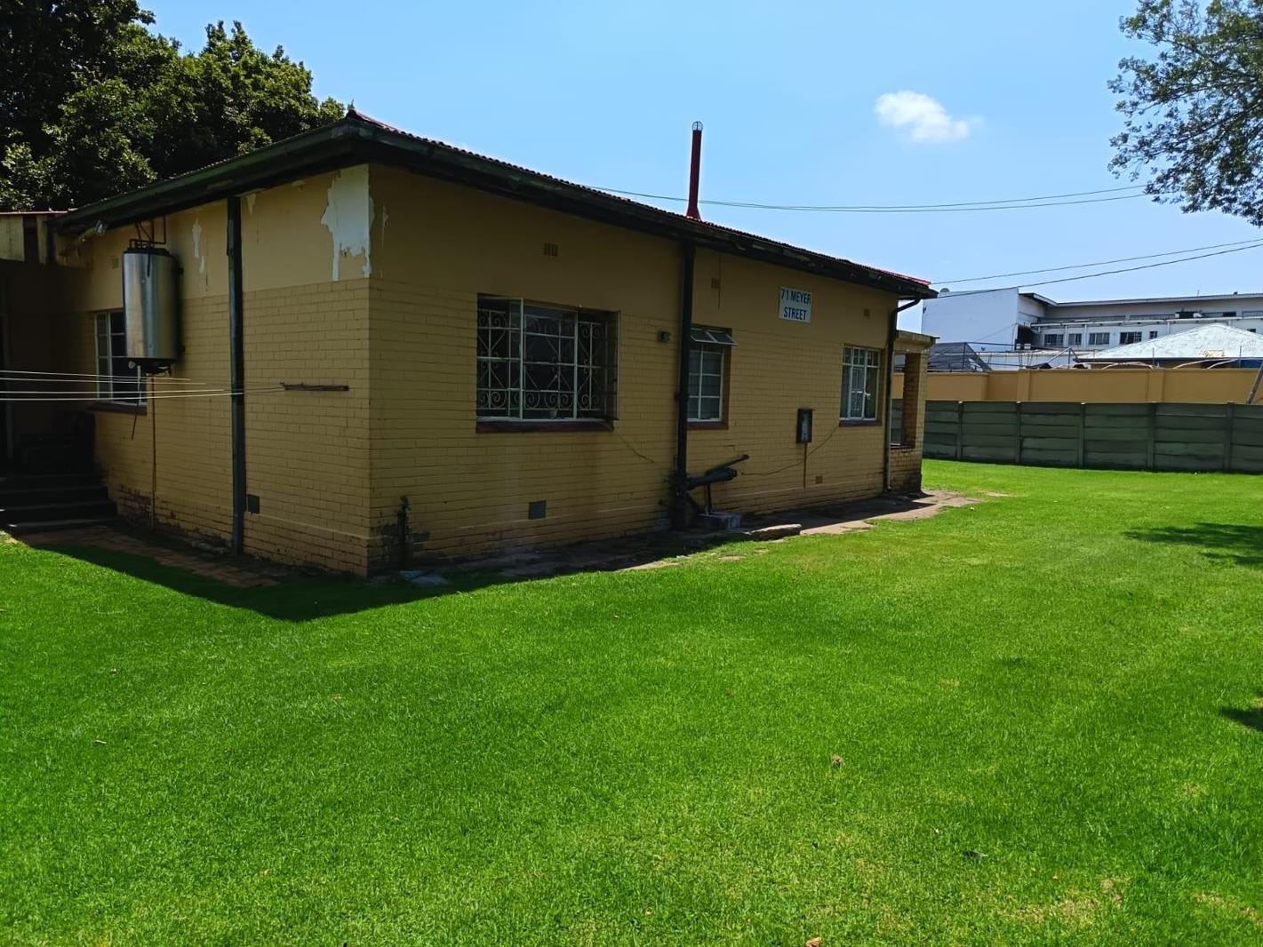 3 Bedroom House in Roodepoort Central