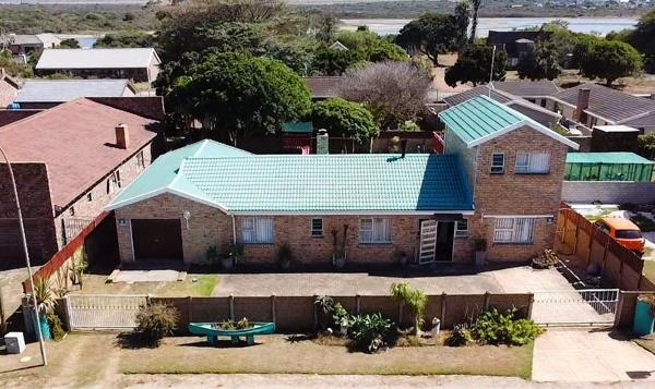 5 Bedroom House