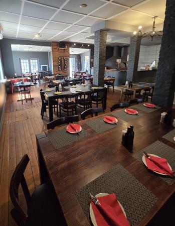 300  m² Commercial space