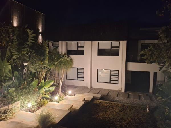 8 Bedroom House