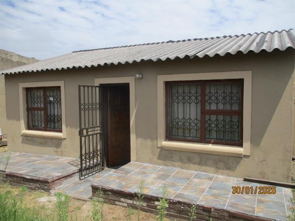 2 Bedroom House