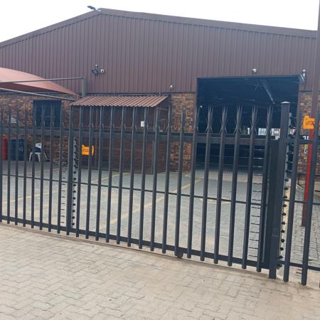 990  m² Industrial space