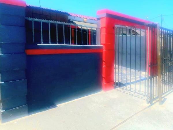 2 Bedroom House