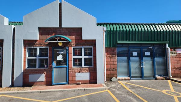 410  m² Industrial space