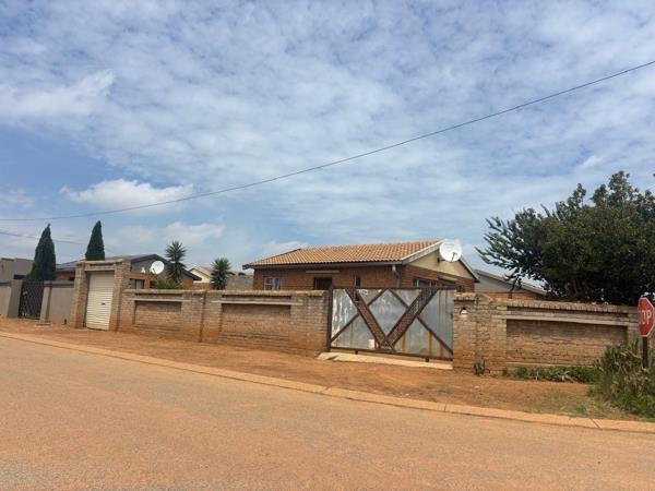 2 Bedroom House