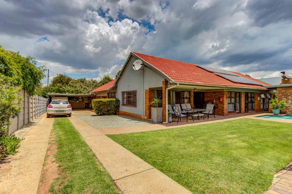 7 Bedroom House