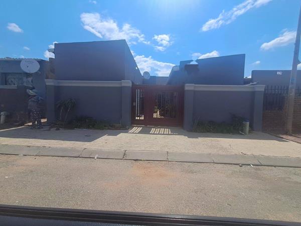 1 Bedroom House