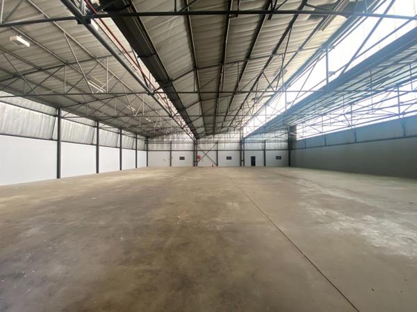 3 000  m² Industrial space
