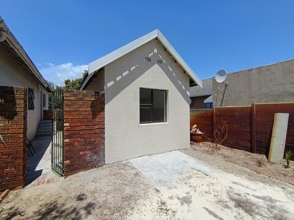 1 Bedroom Garden Cottage