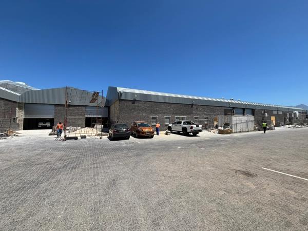 731  m² Industrial space